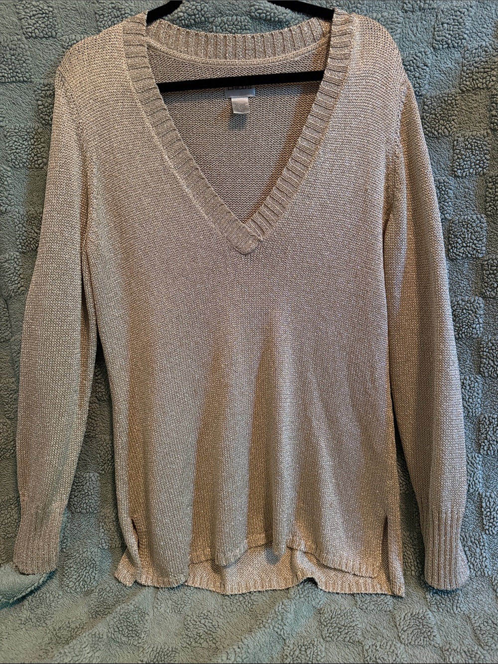 Chico's Gold Shimmer V-Neck Lightweight Knit Sweater